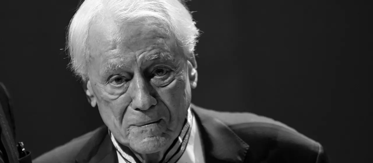 Retrato de Alexander Kluge, cineasta e escritor, falecido aos 94 anos