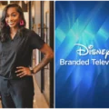 Atiya Henry em reunião com a equipe de produção da Disney Branded Television