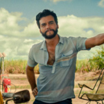 Cena do filme O Agente Secreto com o ator Wagner Moura.