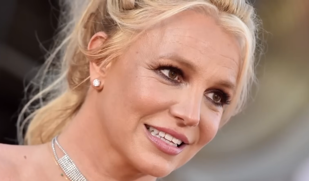 Britney Spears presa na Califórnia por DUI