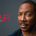Eddie Murphy recebe o prêmio AFI Life Achievement Award em especial da Netflix