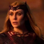 Elizabeth Olsen em evento comentando futuro no MCU