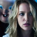 'Babyface' e Jessica Rothe como Tree Gelbman em 'Happy Death Day 2U' (2019)