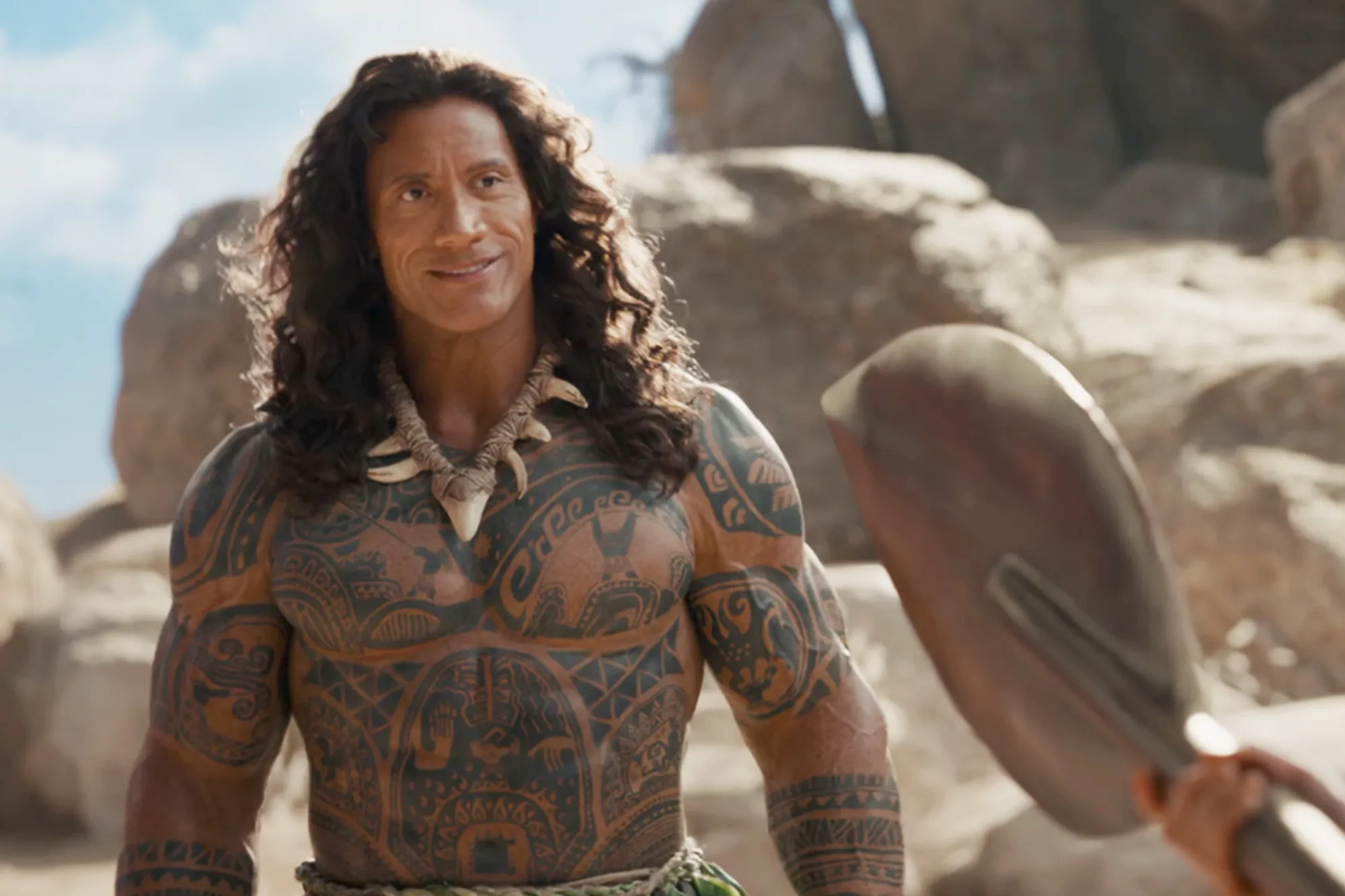 Dwayne Johnson caracterizado como Maui no live-action de Moana