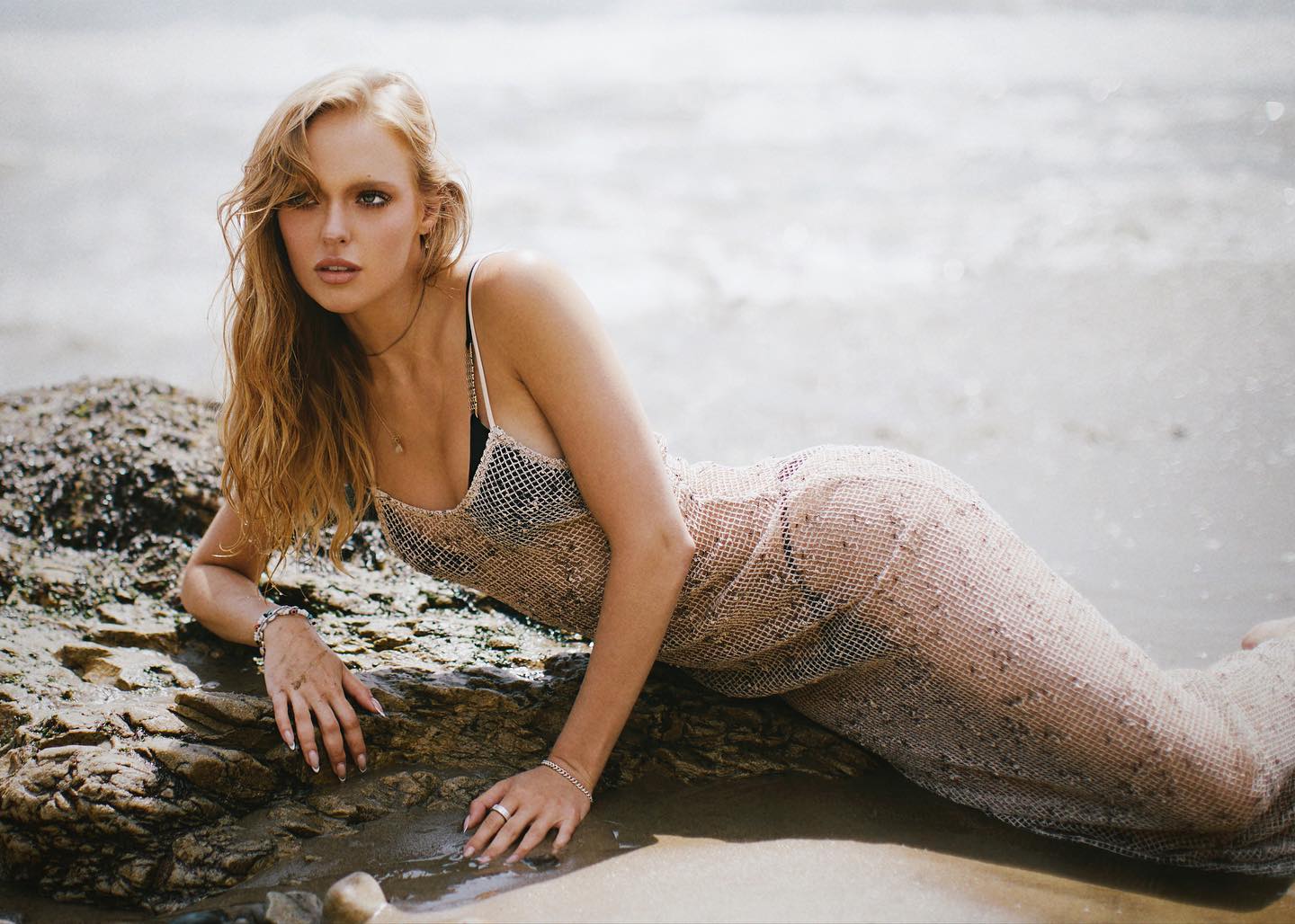 sos-malibu-jessica-belkin-elenco-reboot-fox