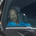 Tiger Woods após capotamento com polícia e comprimidos de hidrocodona encontrados
