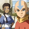 Personagem Aang adulto em cena da nova animação A Lenda de Aang: O Último Mestre do Ar.