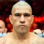 Lutador Alex Poatan em treinamento para o UFC Casa Branca