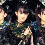 BABYMETAL no palco durante apresentação ao vivo, banda anuncia show em São Paulo