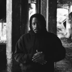 O rapper BK’ em cena de documentário celebrando dez anos de sua carreira.