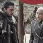 Elenco de Game of Thrones em momentos de despedida nos bastidores da série da HBO.