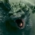 Cena do monstro gigante destruindo a cidade no trailer de Godzilla Minus Zero.