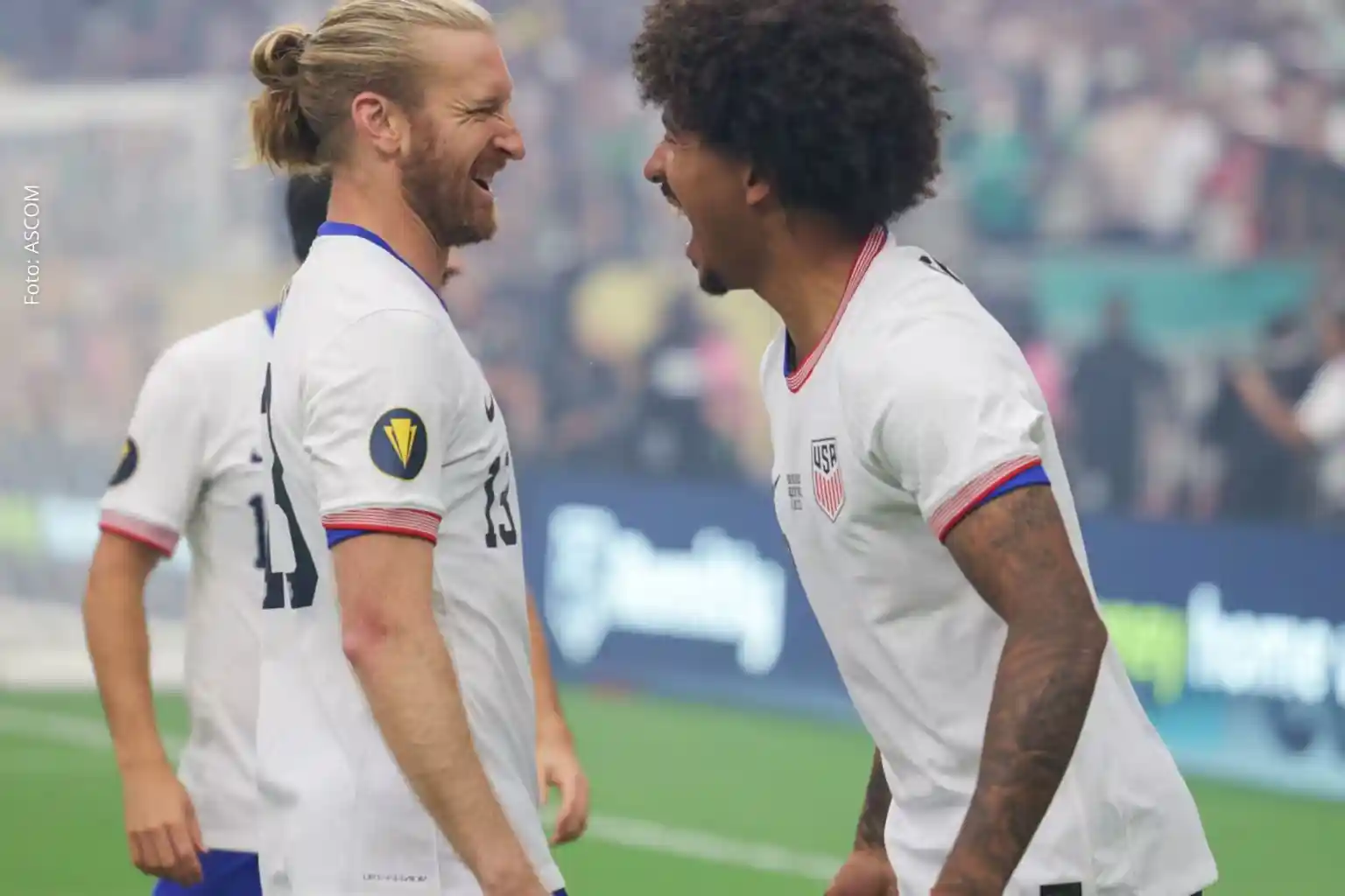 Jogadores da seleção dos EUA durante bastidores da série documental da HBO sobre a Copa do Mundo 2026