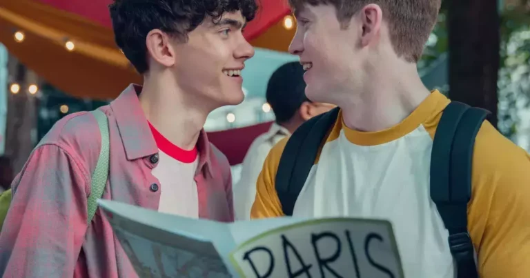 Kit Connor e Joe Locke em cena de Heartstopper Para Sempre no teaser da Netflix