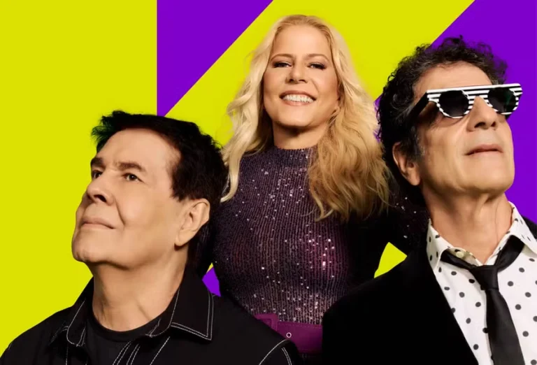 Paula Toller George Israel e Bruno Fortunato do grupo Kid Abelha sorrindo juntos