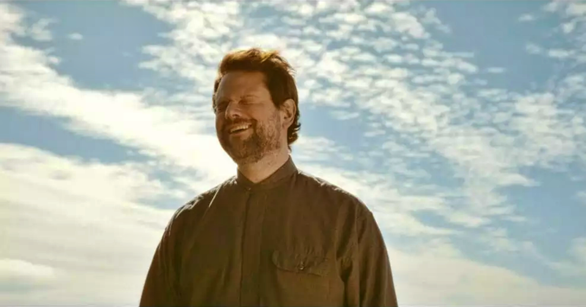 O ator Selton Mello em cena do filme La Perra, dirigido por Dominga Sotomayor.