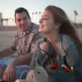 Cena do reality Love on the Spectrum renovado para quinta temporada na Netflix