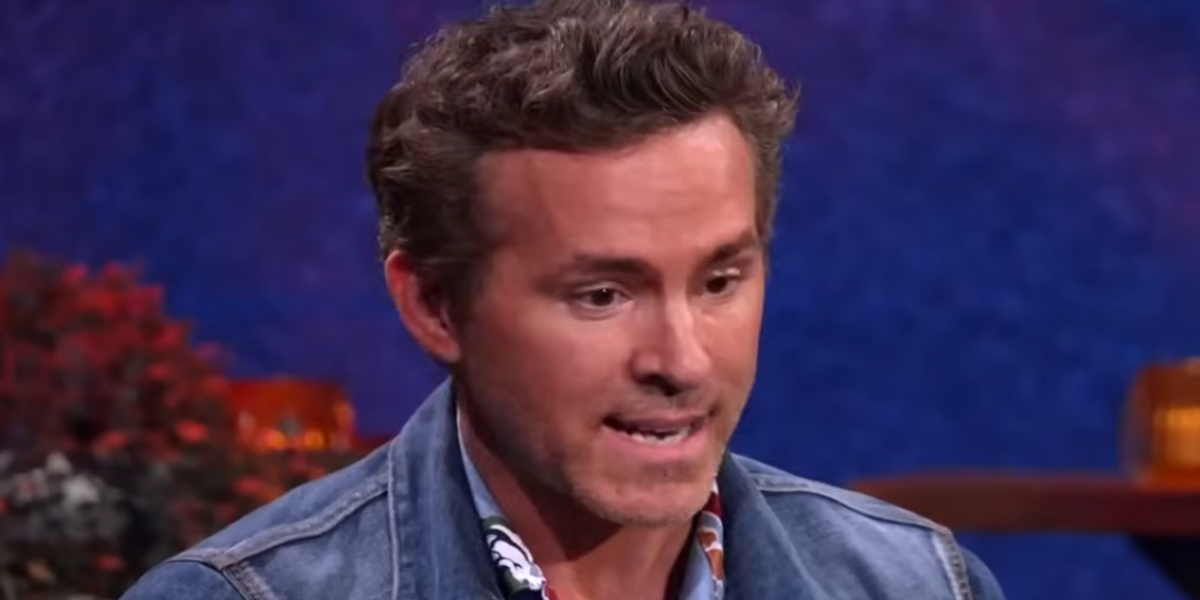 Ryan Reynolds em entrevista falando sobre o futuro de Deadpool no MCU