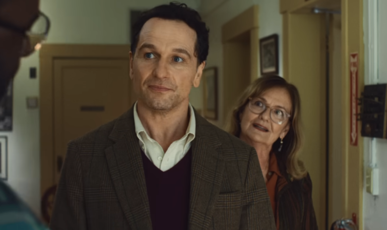 Trailer de O Segredo de Widow's Bay mostrando Matthew Rhys em cena
