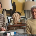 Elenco de Shrinking em cena da série da Apple TV+ com Jason Segel e Harrison Ford