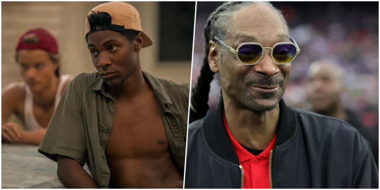 O rapper Snoop Dogg sorridente durante apresentação na CinemaCon ao lado do ator Jonathan Daviss.