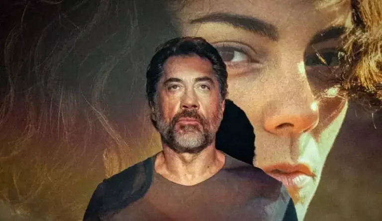 Javier Bardem em cena do filme The Beloved interpretando um diretor de cinema.