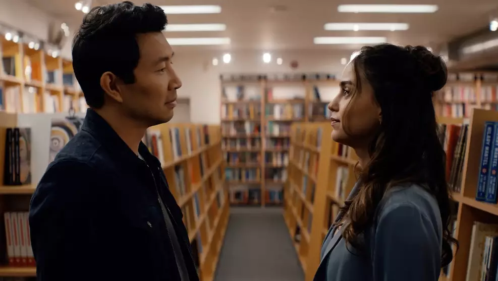 the-copenhagen-test-peacock-cancelamento The Copenhagen Test mostra Simu Liu em cena como analista de inteligência em ambiente de espionagem