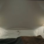 The Invite, trailer oficial, mostra Olivia Wilde e Seth Rogen em cena de jantar e conflito