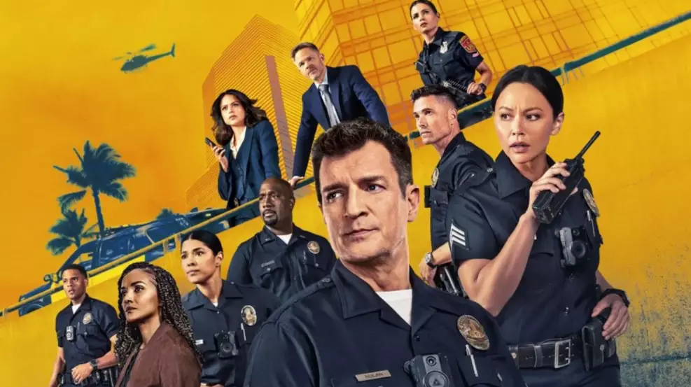 O ator Nathan Fillion caracterizado como o policial John Nolan na série The Rookie.