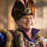Elenco da série Tires com Billy Magnussen entre novos atores da terceira temporada