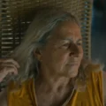 Denise Weinberg em cena de A Trilha Azul na Amazônia