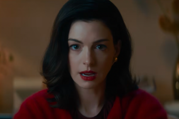 Dakota Johnson em cena de Verity