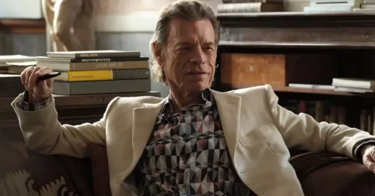 Mick Jagger em evento público antes de integrar elenco do filme Three Incestuous Sisters.