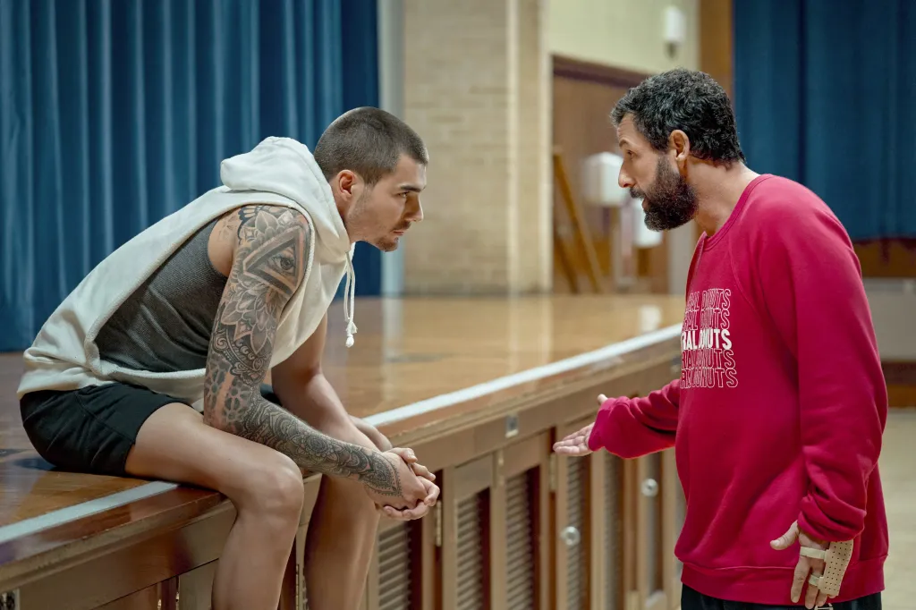 Adam Sandler como olheiro da NBA em Hustle da Netflix