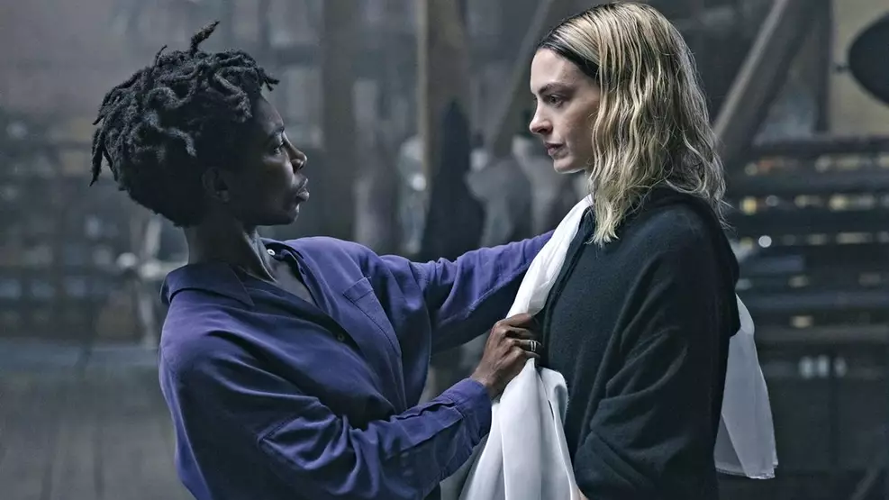 anne-hathaway-mother-mary-danca Anne Hathaway revela dificuldades com cenas de dança durante as gravações de Mother Mary.