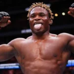 Ateba Gautier vence Ozzy Diaz no UFC 328 por nocaute e desafia Israel Adesanya no octógono.
