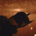 Matt Reeves nos bastidores de Batman: Parte 2 durante início das filmagens da sequência da DC