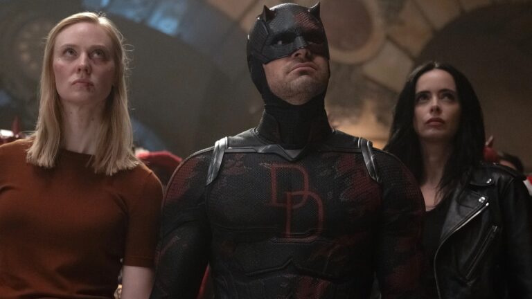 Matt Murdock é preso no desfecho da 2ª temporada de Daredevil: Born Again após a escalada do conflito em Nova York.