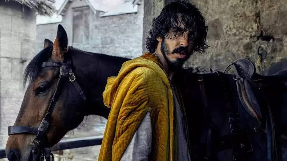 Dev Patel em cena de The Peasant, filme de ação da A24 ambientado na Índia medieval.