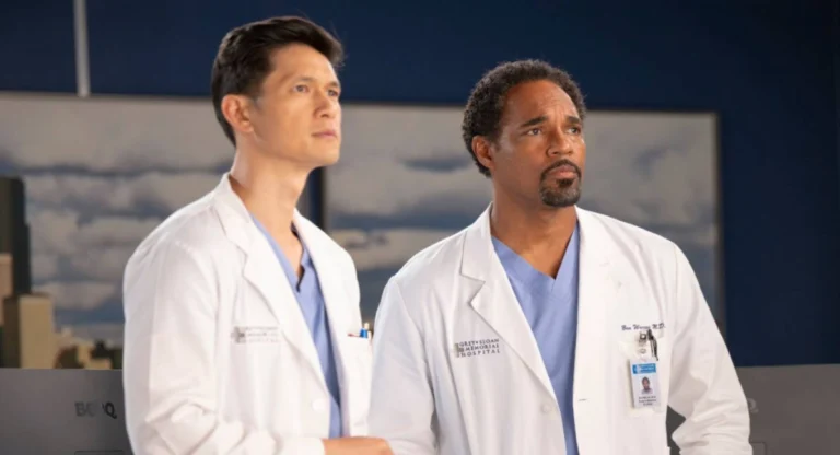 Dr. Blue Kwan em Grey’s Anatomy durante o desfecho da 22ª temporada da série.