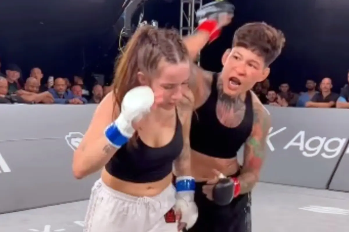 Larissa Pacheco após nocaute em estreia no Karate Combat