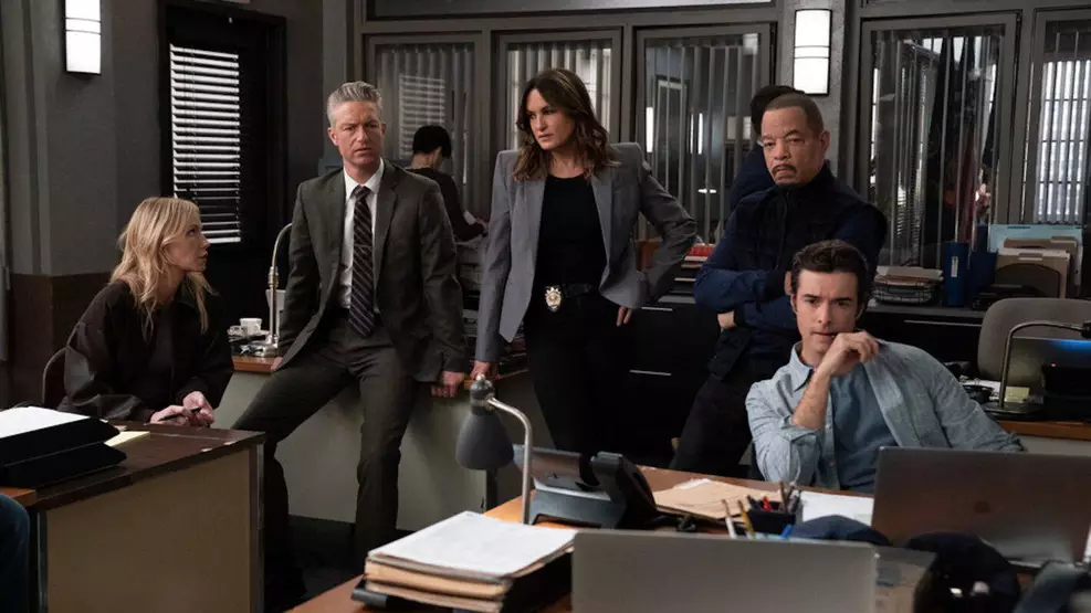 Personagens de Law & Order: SVU em imagens inéditas do final da 27ª temporada.