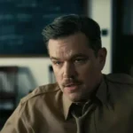 Matt Damon em evento promocional enquanto negocia papel em novo filme dos Daniels.