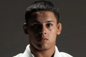 Mica Galvão anuncia fim da BJJ College e novo time Mika Jiu-Jitsu nas redes sociais