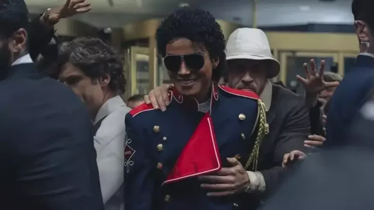 Michael lidera a bilheteria mundial após ultrapassar O Diabo Veste Prada 2 nos cinemas.