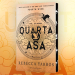 Logo promocional de Quarta Asa, adaptação da obra de Rebecca Yarros produzida pelo Prime Video.