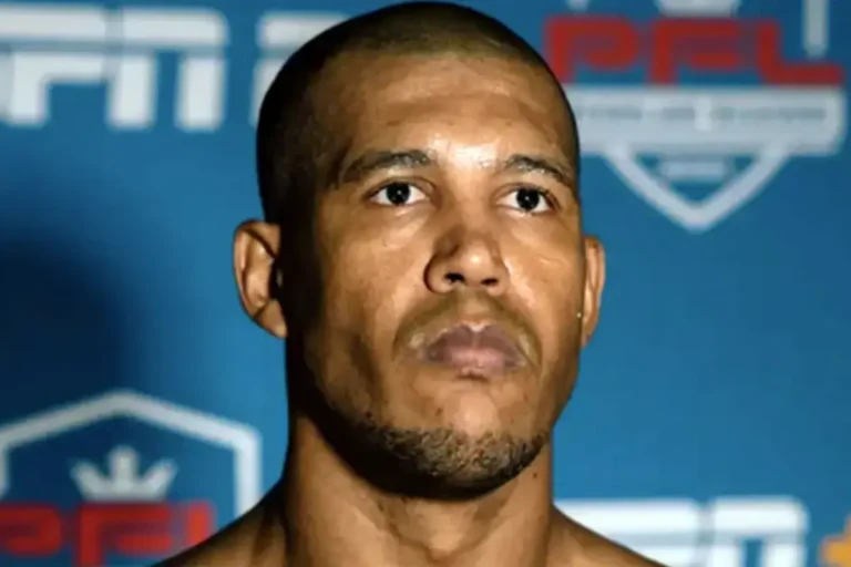 Renan Problema após nocaute em luta da PFL nos Estados Unidos