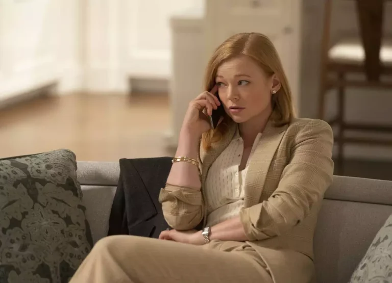 Sarah Snook será protagonista da nova série inspirada em Os Pássaros.