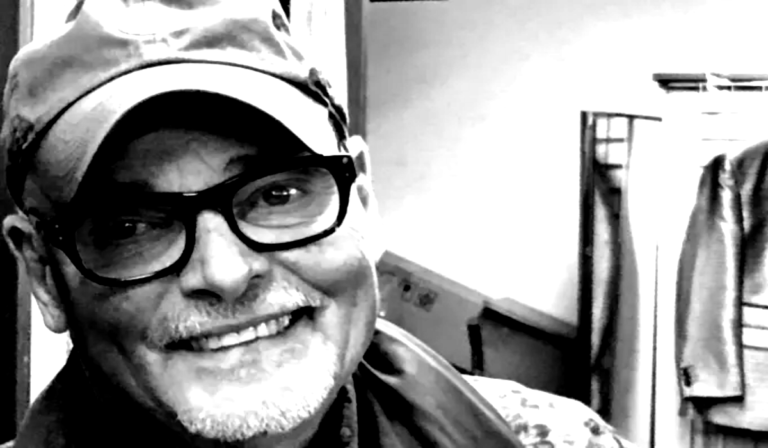 Tony Amatullo Jr., ex-executivo de estúdios como Warner Bros. e Paramount, morre aos 76 anos.