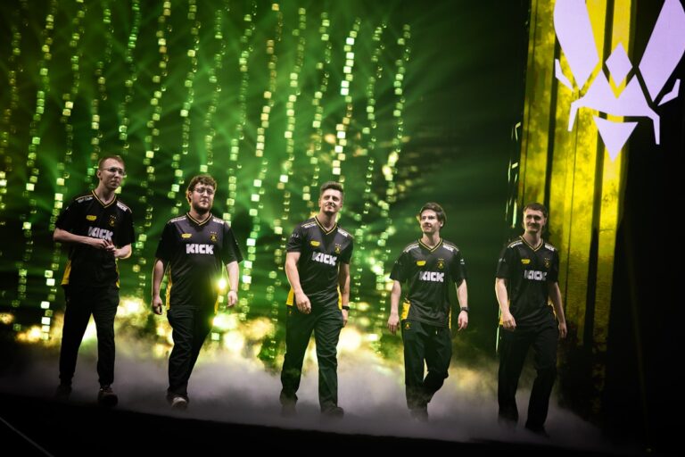 Vitality vence GamerLegion e avança à final da BLAST Rivals contra a NAVI após série dominante